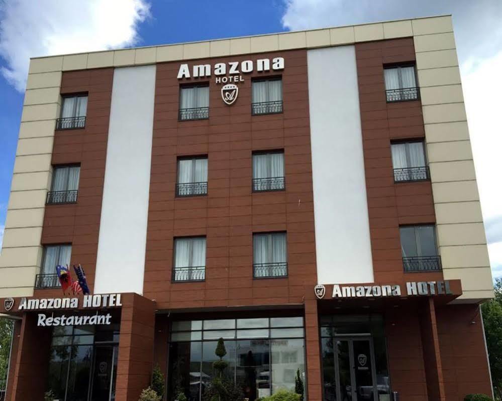 Amazona Hotel Pristina Exterior photo